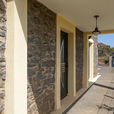 Casa Pimenta In Faja Da Ovelha * 普拉泽里什