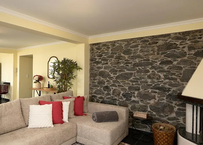 Dom wakacyjny Casa Pimenta In Faja Da Ovelha Prazeres